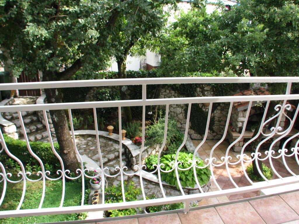 Apartment Duda Jadranovo Εξωτερικό φωτογραφία